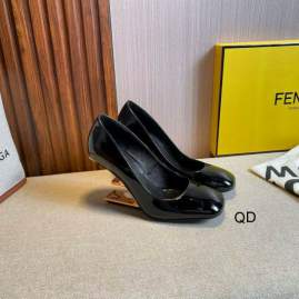 Picture of Fendi Shoes _SKUFendi0105sz35-40GDT01055041